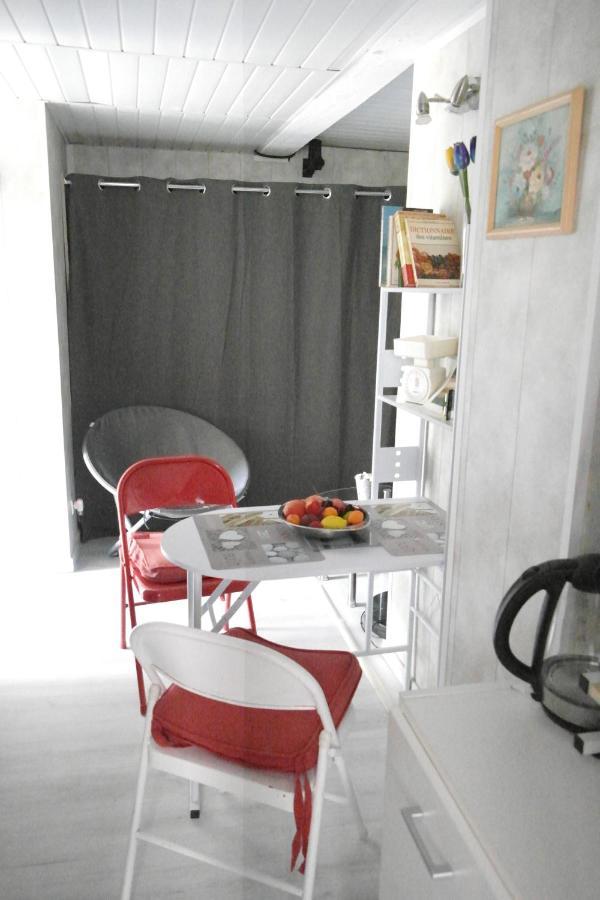 Studio 30 M2 Contes  Exterior photo